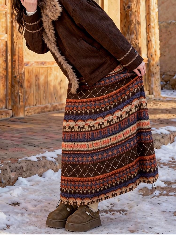 Юбка-фонарик в этническом стиле Fair Isle: Женская юбка средней длины, с высокой талией и кулиской по низу для осени/зимы