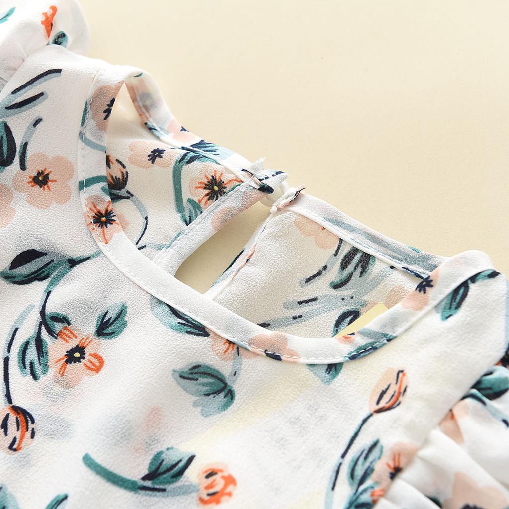 Летний комплект из двух предметов: топ с цветочным принтом и рукавами-крылышками + свободные однотонные шорты для девочек