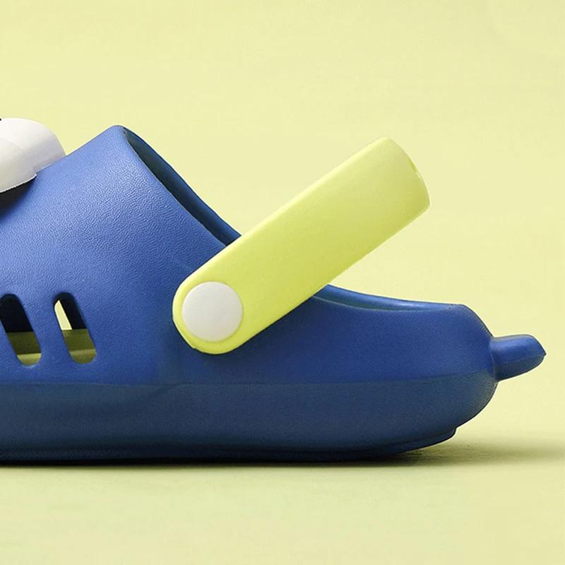 Летние детские сандалии для девочек и мальчиков, милые детские тапочки с героями мультфильмов, нескользящая детская обувь на толстой подошве для купания, пляжная обувь для игр в воде