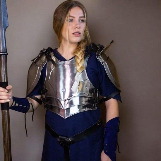 Women’s Medieval Steel Armor Set Warrior Chestplate  Spaulders Battle-Ready Fantasy Cosplay Costume
