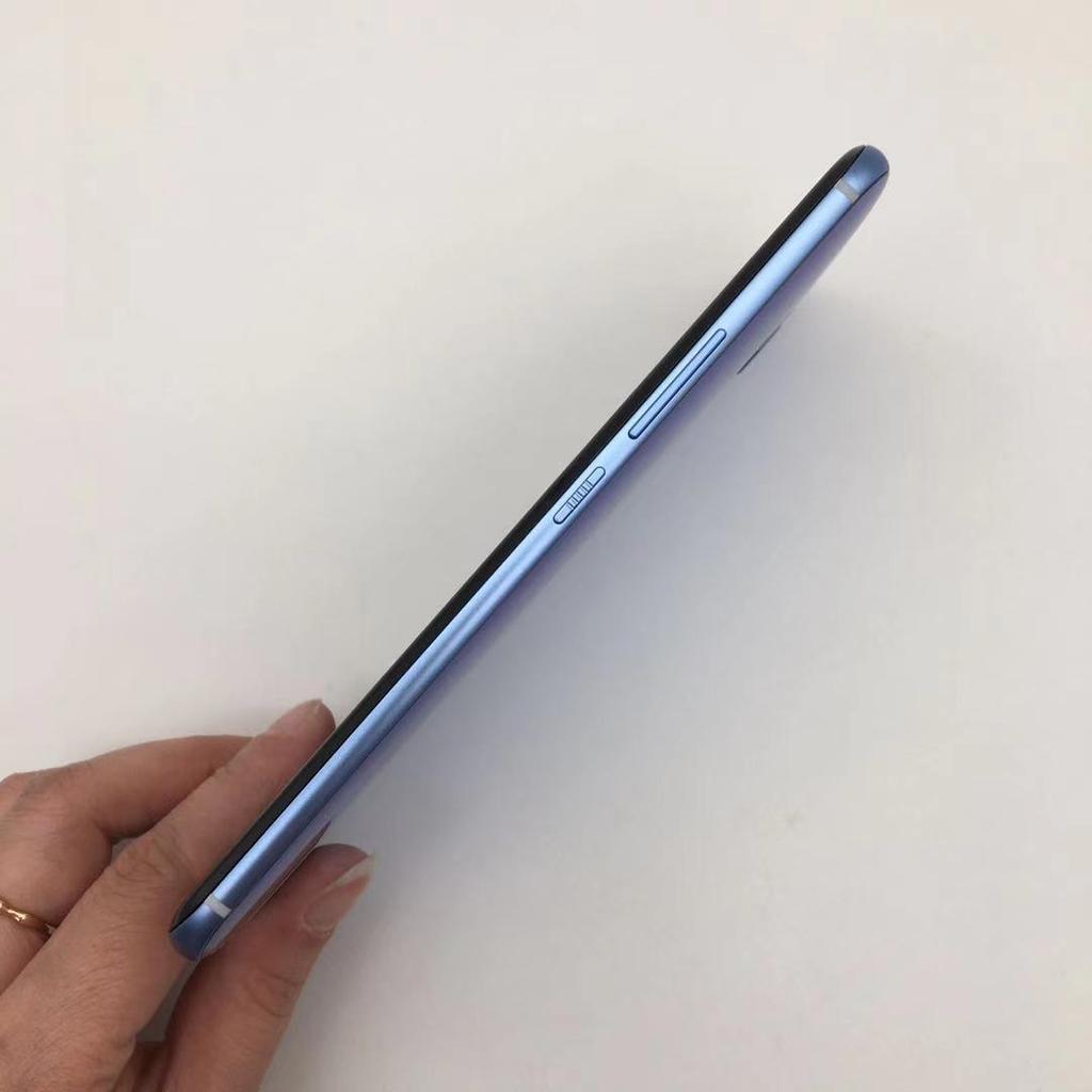 95% New Refurbished HTC U11 5.5" 4GB RAM 64GB ROM Mobile Phone