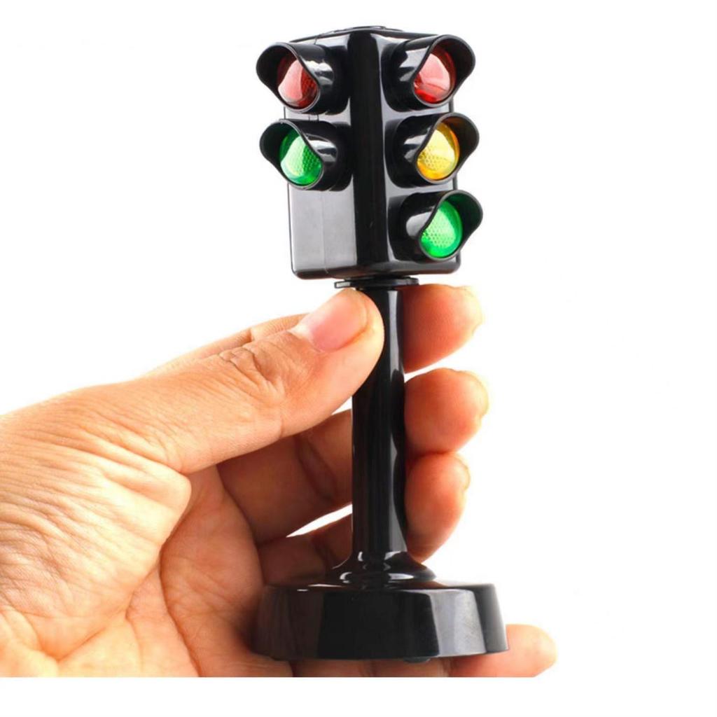 Traffic Light Model Toy for Children's Safety Education In Kindergarten