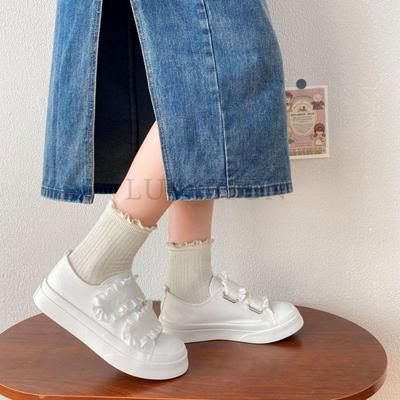 Обувь Белые парусиновые кроссовки женские кружевные с липучками корейские туфли в стиле Лолиты на платформе студенческие повседневные женские теннисные спортивные туфли