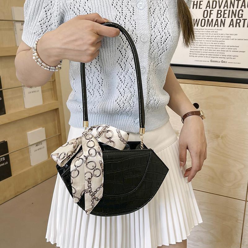 Trendy Street Style Pu Leather Bucket Bag Elegant And Beautiful Simple Shoulder Bag For Everyday Use