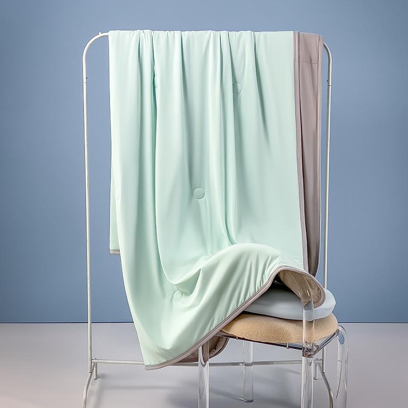 Мягкое и удобное летнее одеяло Прохладный кондиционер Прохладное мороженое Прохладный шелк Машинная стирка Летнее одеяло