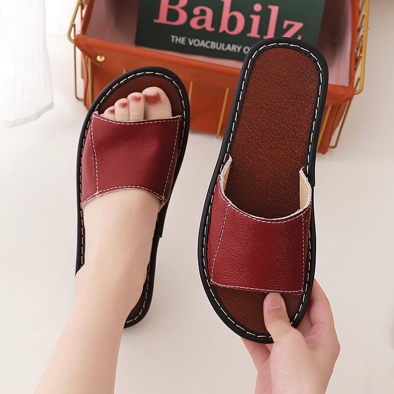 Модные женские кожаные тапочки в стиле ретро с мягкой подошвой и противоскользящим покрытием