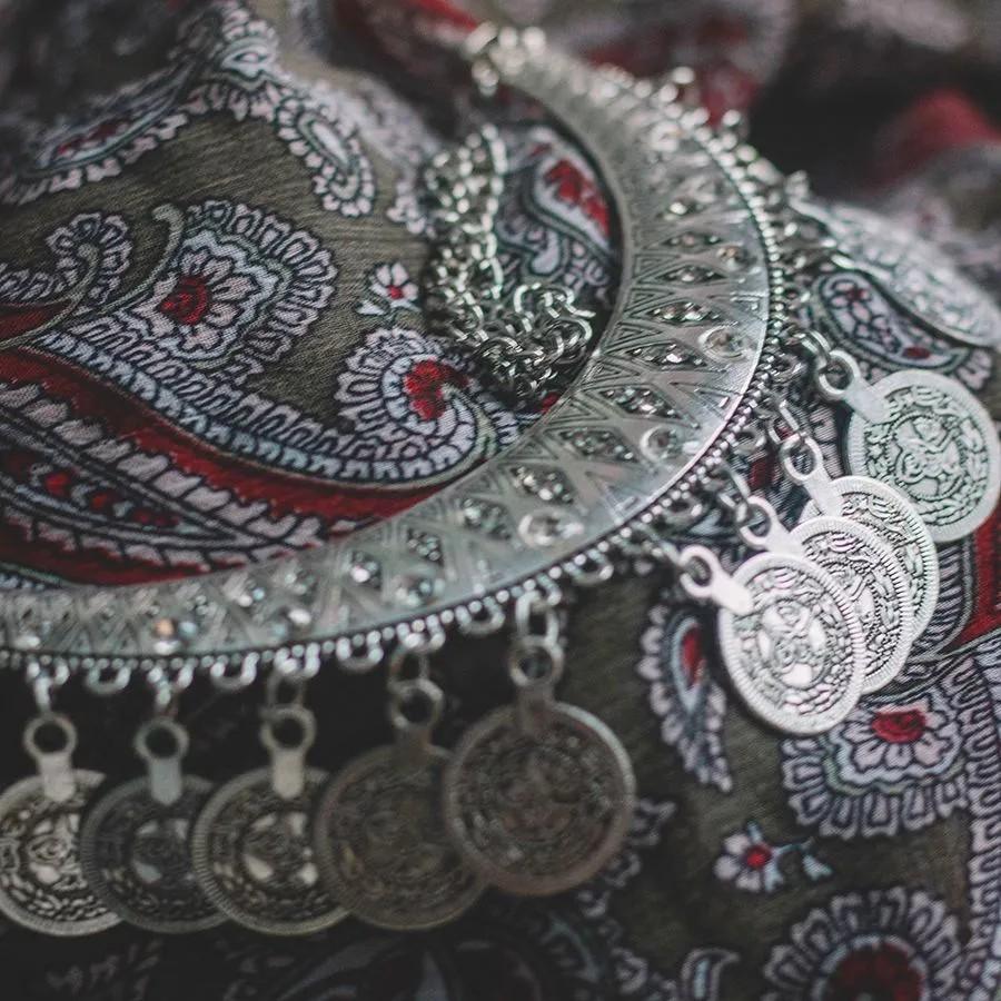 Vintage Gold Coin Necklace, Coin Collarbone Chain, Ethnic Tourism Jewelry, Accessories