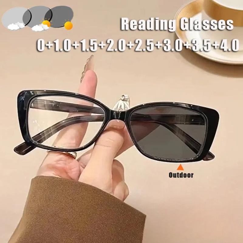 Fashionable Square Frames Turn Grey Presbyopia Glasses Men's and Women's Photochromic Blue Light Blocking Reading Glasses