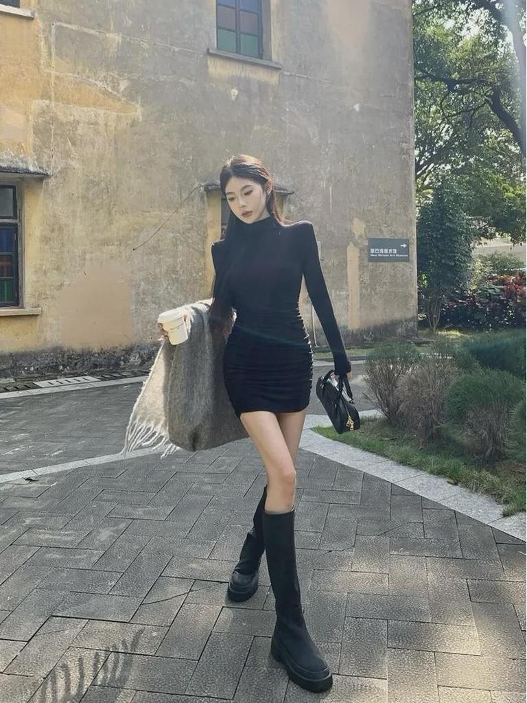 Платье-водолазка с длинными рукавами и полуворотником на осень/зиму - короткая юбка Pure Desire