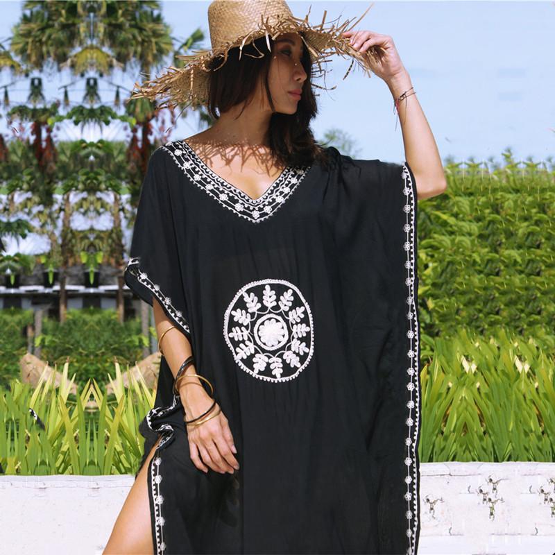 Женская пляжная туника свободного кроя