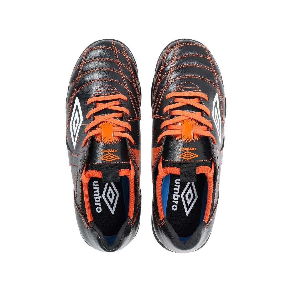 Umbro Accelerator TR JR Wide Soccer Shoes for Junior Football Training UF6FCST1J-BKOR