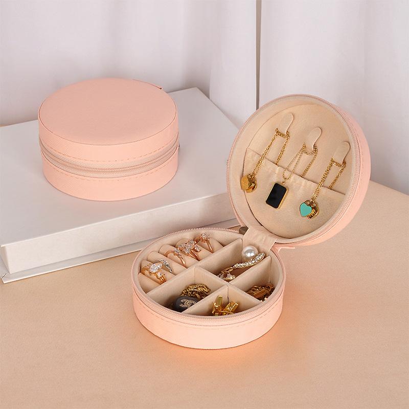 1 шт. Круглая коробка-органайзер для колец, серег, с мягкой подкладкой для ожерелий, шкатулка для драгоценностей для путешествий и подарков, устойчивая к царапинам, портативная