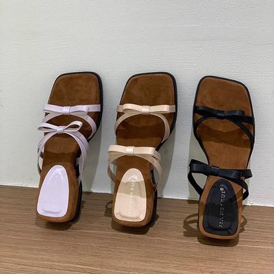 Версия из мягкой кожи~ темпераментный клиновидный каблук французский тонкий ремешок крутые шлепанцы женские 2025 новая летняя бант римские сандалии