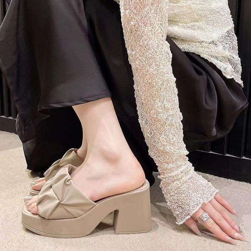 One-word Sandals Summer 2025 New Thick-soled Outer Wear Internet Celebrity Thick Heel Waterproof Table Wedge Heel Fashion High Heels Women