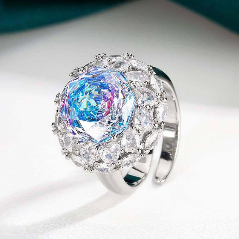 Ювелирные изделия Медное основание Позолоченное Миллениальный крой Плавное изменение цвета Темпераментный набор Камень героини 12 мм