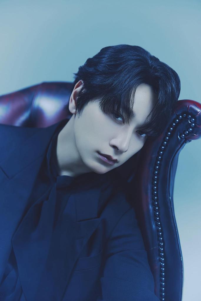 DAWN Press Limited CHANSUNG (AL) (First Edition) - (2PM)