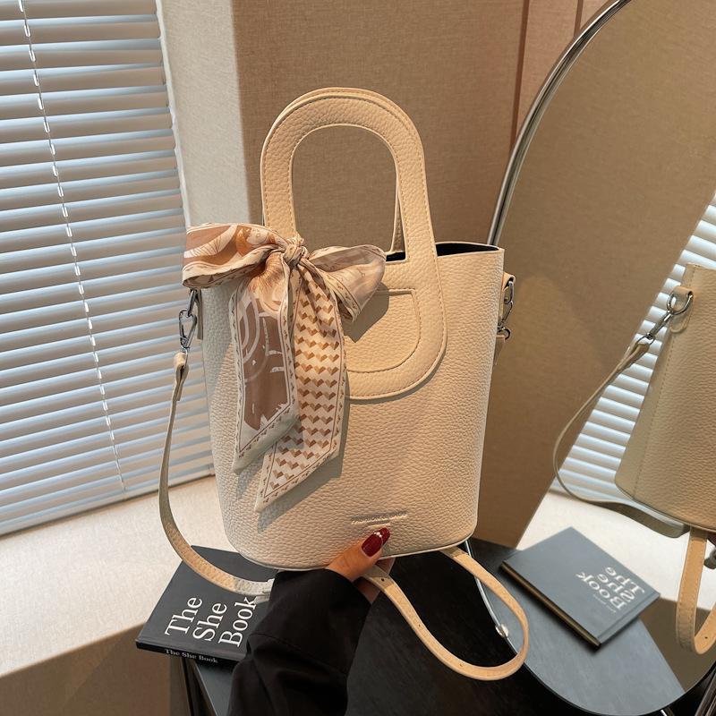 Premium Sense Simple and Versatile Niche Handbag Women's Summer New Lychee Pattern Crossbody Bucket Bag