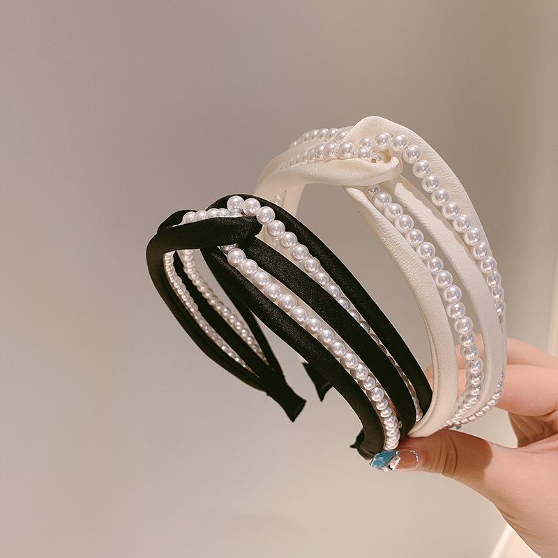 Корейская повязка на голову с широкими краями и плиссировкой из жемчуга — шикарный и уникальный стиль для женщин