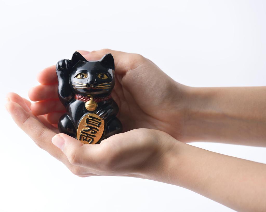Gin-Yado Maneki Neko (Lucky Cat) - Black Lacquer, Right Paw Raised, Metal, Lucky Cat, Feng Shui Figurine, Takaoka Copperware (Maneki Neko BL)