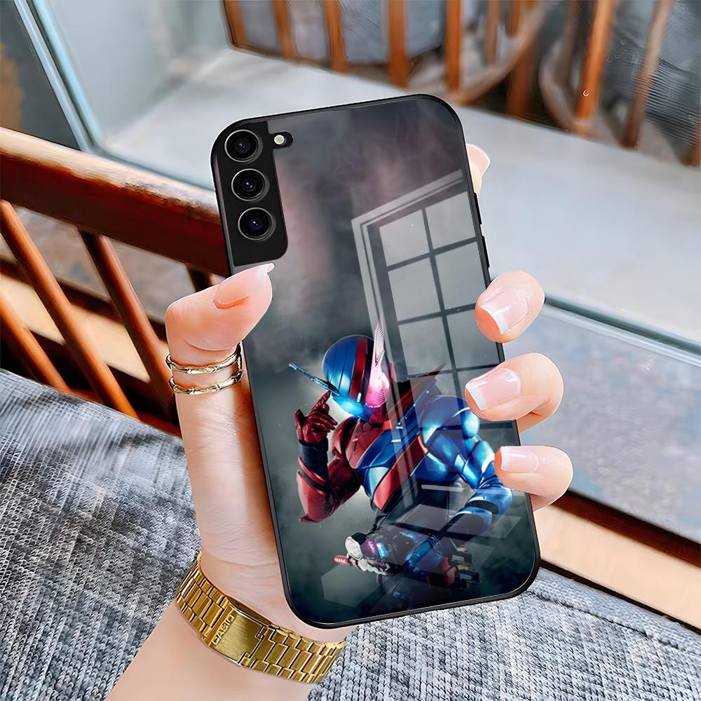 Чехол для телефона Kamen Rider в маске M для Samsung A25 A13 A33 5G A54 A36 A35 A56 A52 A14 Ударопрочная стеклянная крышка