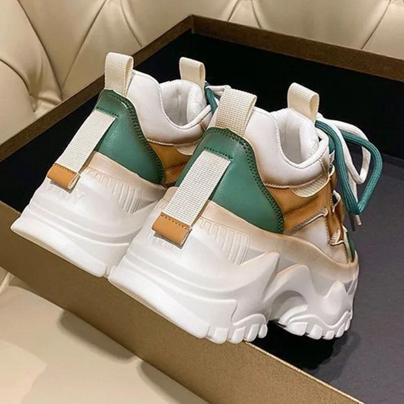 Весенняя мода Массивные кроссовки Женские шнуровка Платформа Теннисные туфли для женских Толстая подошва Дышащая спортивная обувь