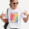 Футболки «Будущее инклюзивно» Футболка в стиле ретро ЛГБТК Футболка с надписью «Трансгендерные права» Женская футболка с коротким рукавом с графикой Уличная одежда Топ Подарок ЛГБТК