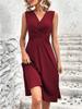 Женское черное мини-платье без рукавов с V-образным вырезом, плиссированной талией