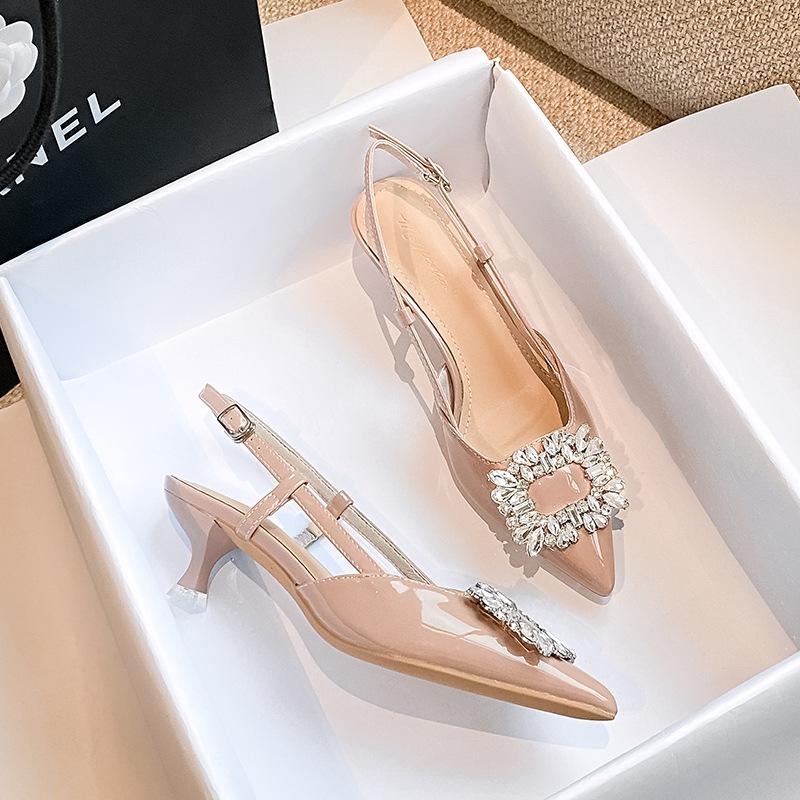 Модные французские сандалии для женщин Лето 2025 Бриллиантовый острый носок Тонкий высокий каблук Женская обувь Большой размер Женские сандалии 41 42 43