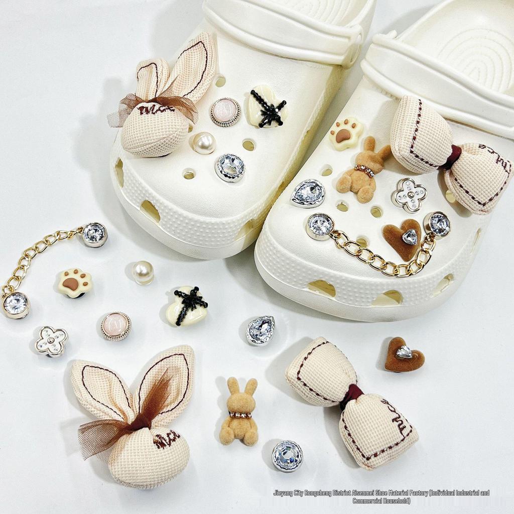 Cute Cartoon Shoe Charms: Kids' Croc Accessories, 3D Snap-On Flower Decorations for Boys & Girls