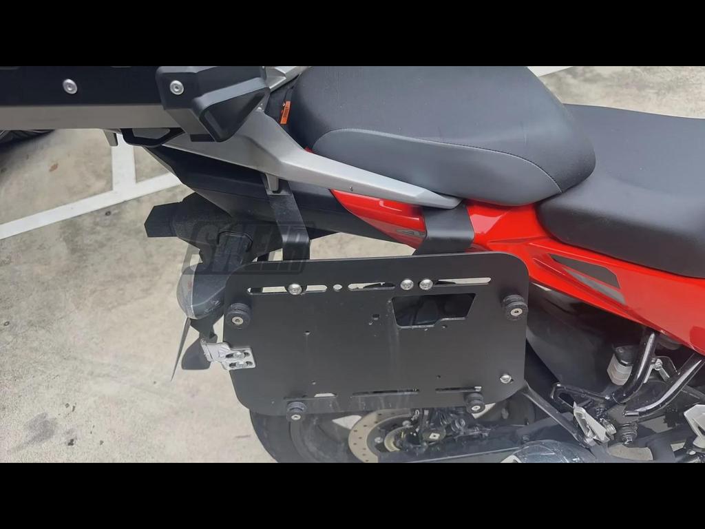 35л Black Warrior водонепроницаемый алюминиевый комплект боковых кофров для мотоцикла: Включает в себя 18-литровый быстросъемный противоударный боковой кофр