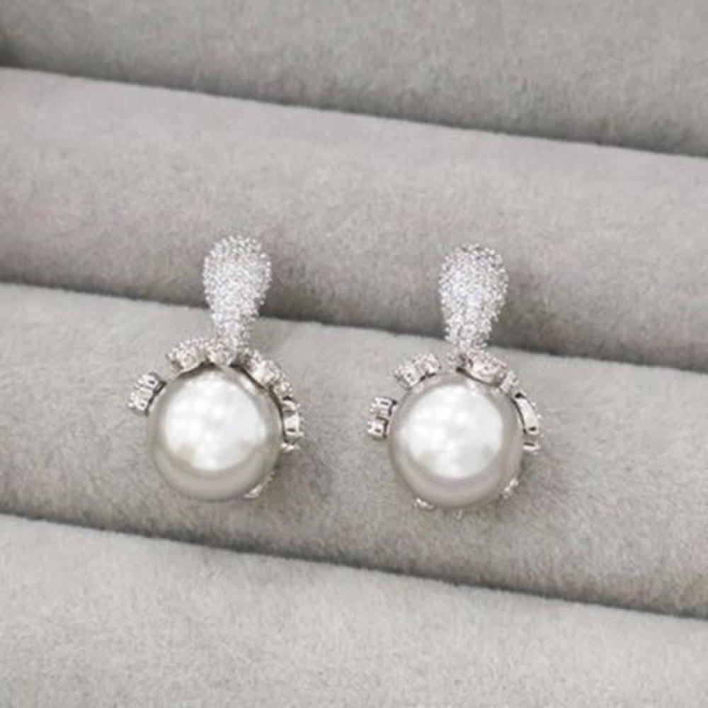 Women's Wedding Pearl Twisted Stud Earrings