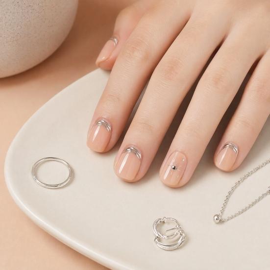 24Pcs Short Oval Press on Nails for Women, Silver-color Tip Rhinestone Star Glue on False Nails, Removable Stick-on Fake Nails Decoration