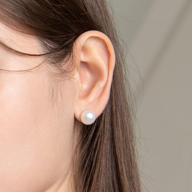 Mcel Серьги-пусеты из белого золота 14K/18K с натуральным пресноводным жемчугом