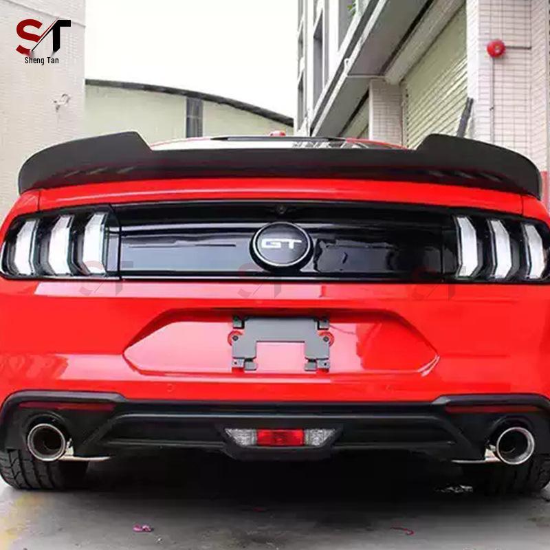 Задний спойлер-крыло Ford Mustang в стиле MMD из углеродного волокна