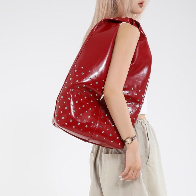 Punk Spice Girl Style Large Capacity Bag Women's Summer New Niche Underarm Retro Rivet Commuter Bag Tide