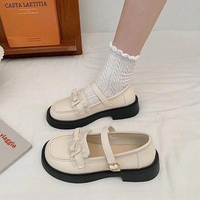 Женская обувь с пряжкой на ремне, женские туфли-лодочки, повседневные туфли-лодочки для отдыха на открытом воздухе, женские туфли с завязкой-бабочкой в форме сердца и круглым носком, на низком каблуке