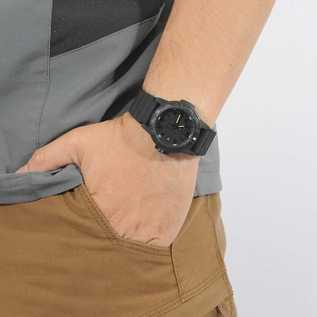 Часы LUMINOX Leatherback Sea Turtle 0300 Series Blackout [Luminox] 0301.BO мужские [Товар]