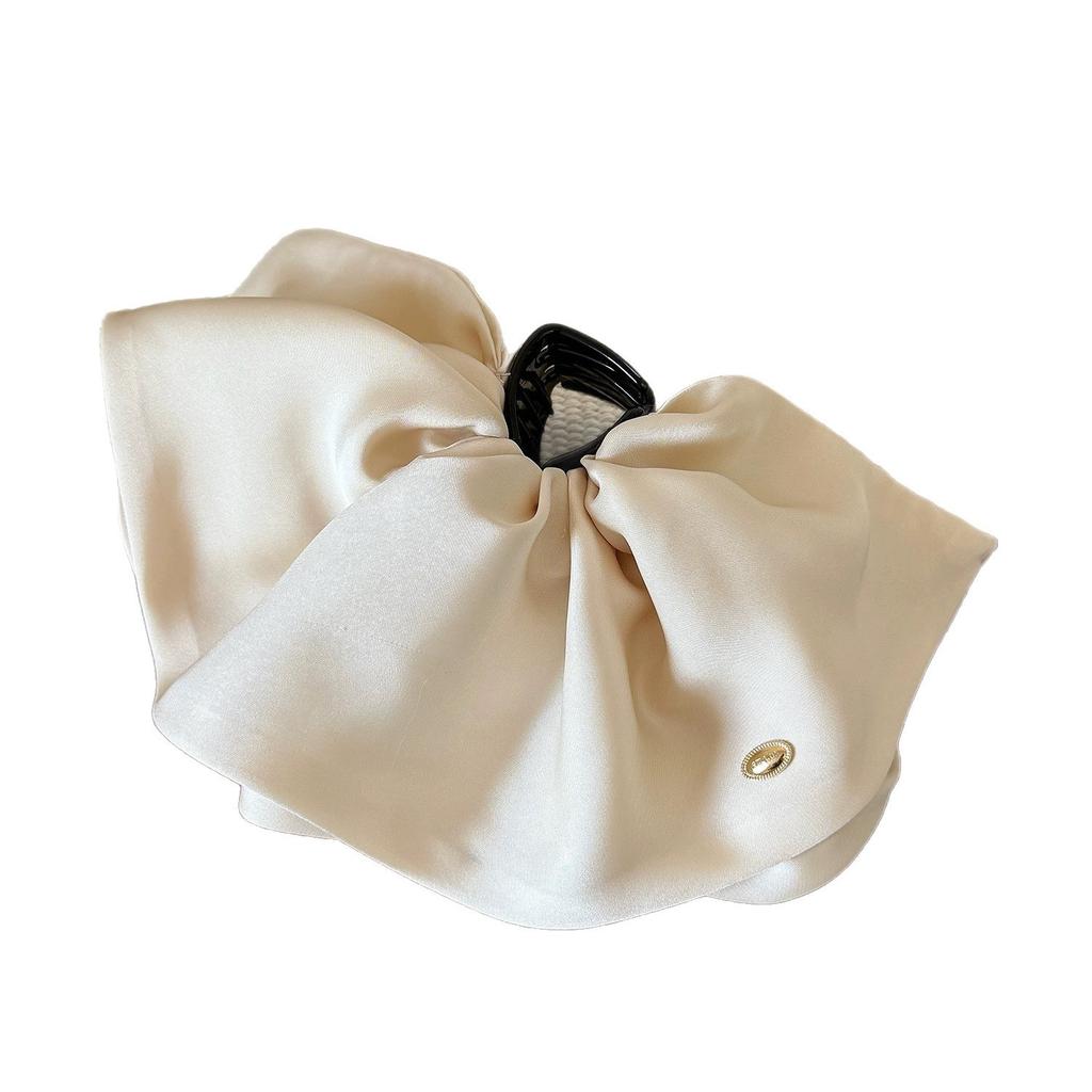 The Satin Bow Hair Clip At The Back of The Head Is Light Luxury, Stylish and Fashionable. The Ponytail Clip Is Sweet and Cute