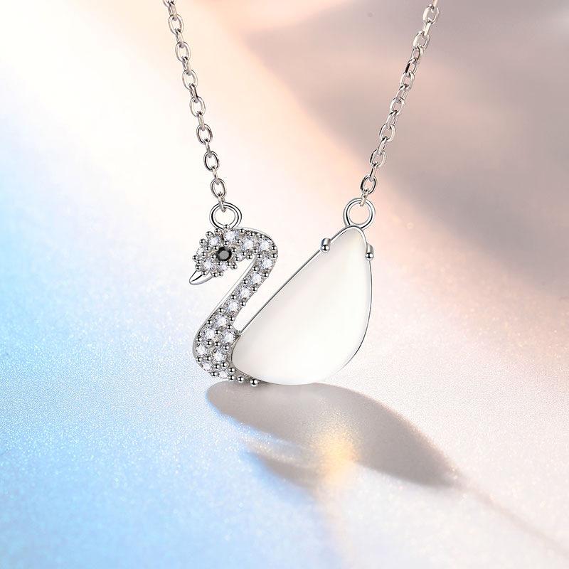 Fantasy Swan 925 Sterling Silver Necklace for Women Ins Style Temperament Wild Clavicle Chain Agate Pendant Neck Accessories