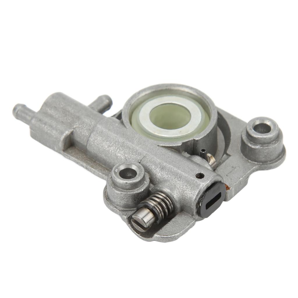 Масляный насос с металлической червячной передачей для замены бензопилы CS350 CS2600 CS360T P021010890