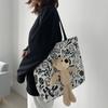 Large Capacity Bag New Tide Fashion Net Red Bear Graffiti Canvas Bag Women Shoulder Bag Tote Bag Shopping Bag