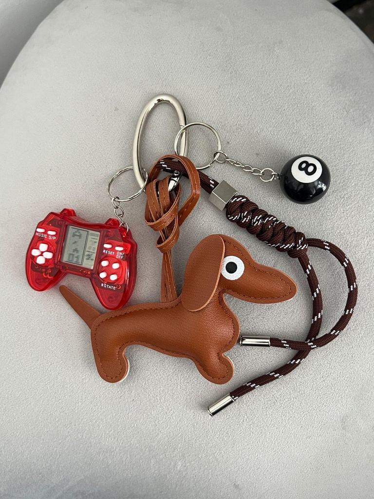 Оригинальный нишевый дизайн брелок для ключей в стиле таксы, подвеска для сумки