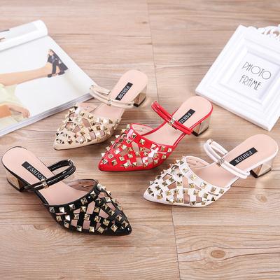 Туфли с острым носком для женщин 2025 Белые летние уличные сандалии Женские шлепанцы Черные на каблуке Сексуальные шлепанцы Y Роскошные Повседневные Уникальные