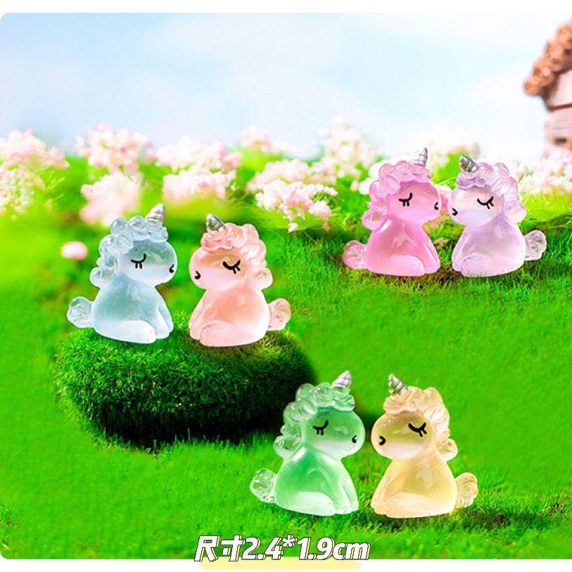 10 шт., мультяшная светящаяся мини-фигурка единорога, светящиеся в темноте миниатюры, сказочное украшение для сада, мох, террариум, микропейзаж