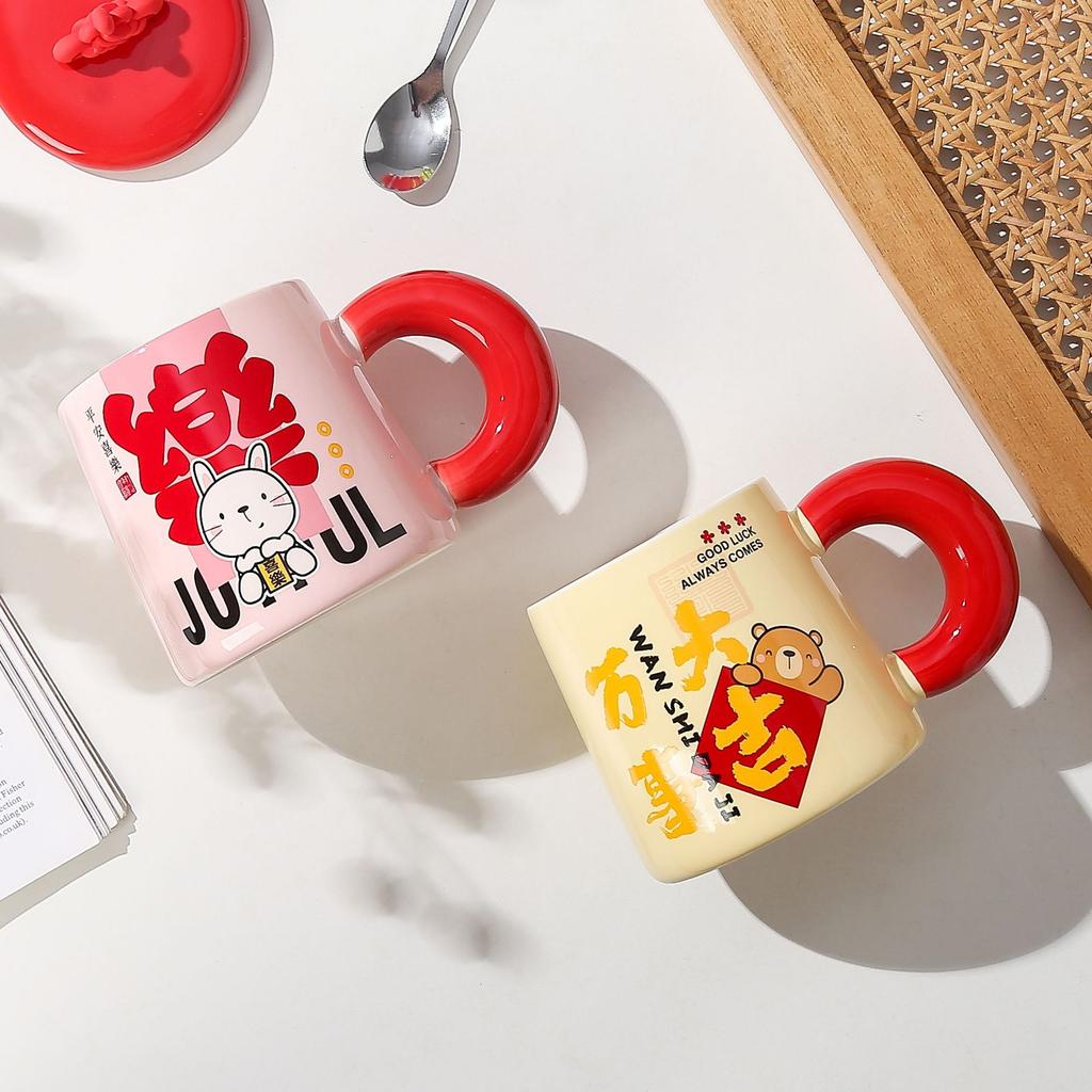 Дарите подругам подарки, кружки с крышками, подарочные коробки, керамические чашки, бытовые стаканы для воды, милые офисные чашки для женщин.