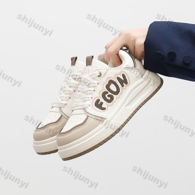 Женская обувь – Кроссовки