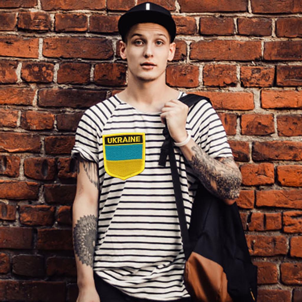 Набор нашивок с вышивкой флага Украины и тризуба украинского герба и щита