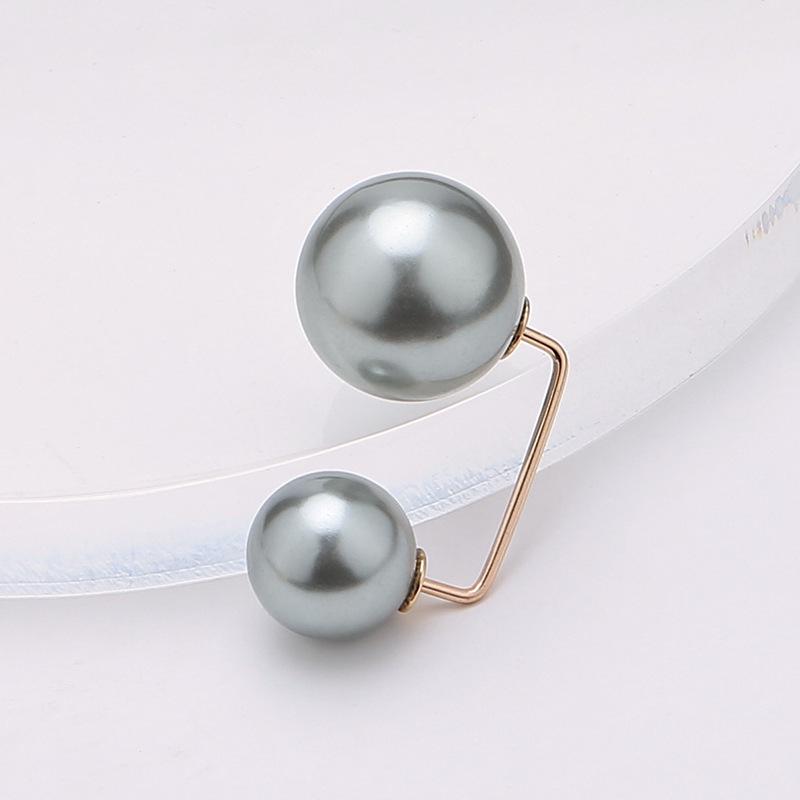 Elegant Minimalist Pearl Pin Brooch for Neckline and Waist