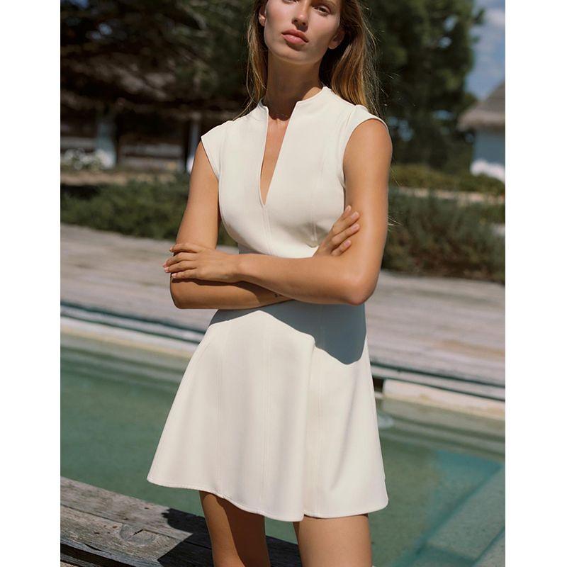 Summer Women's A- Line Hem Sleeveless Crepe V Neck Simple Graceful Mini Dress 2242620