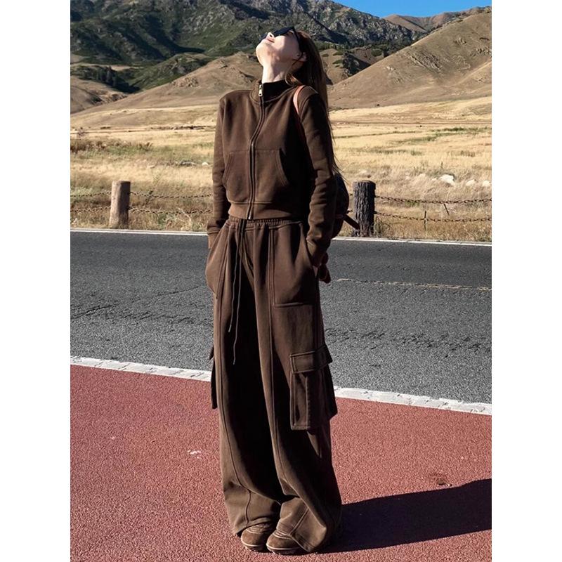 Женский осенний модный комплект для похудения 2025 года: свитшот и брюки карго в стиле стритвир